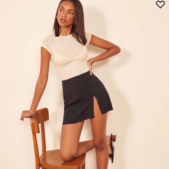 Reformation Dresses & Skirts - Reformation Margot skirt